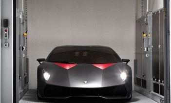 Lamborghini выпустил тизер нового композита перед Женевой